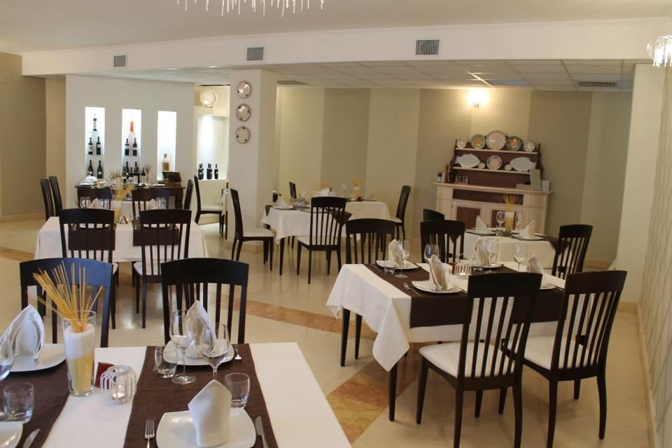 Hotel Agri Resort "Agora" Castelluccio dei Sauri Экстерьер фото